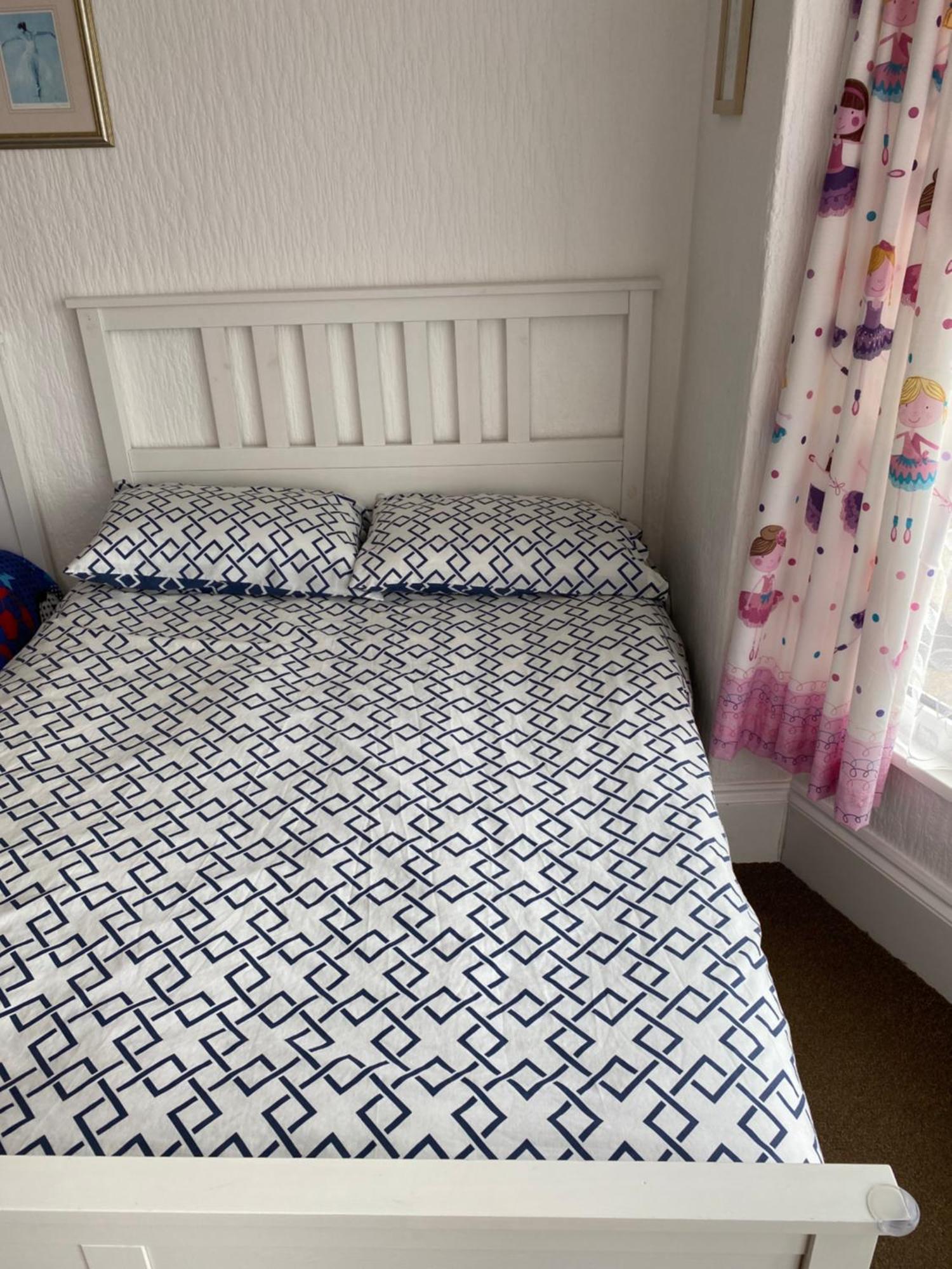 Barbie House ,Opposite The Beach & Paignton Pier , 2 Bedroom Apartment With Private Car Space & Garden , Free Access Next Door To The Stunning Ballet & Make Up School & A Beautiful Ladys Beauty Salon (Adults Only) Luaran gambar